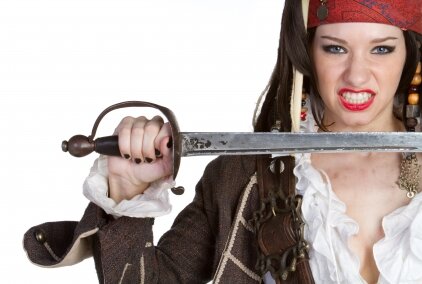 stockfresh_120042_female-pirate_sizeXS